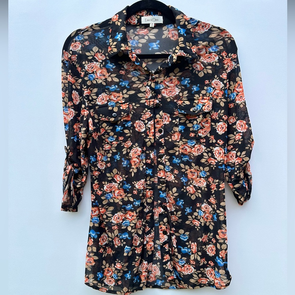 Black Floral Sheer Quarter Sleeve Blouse